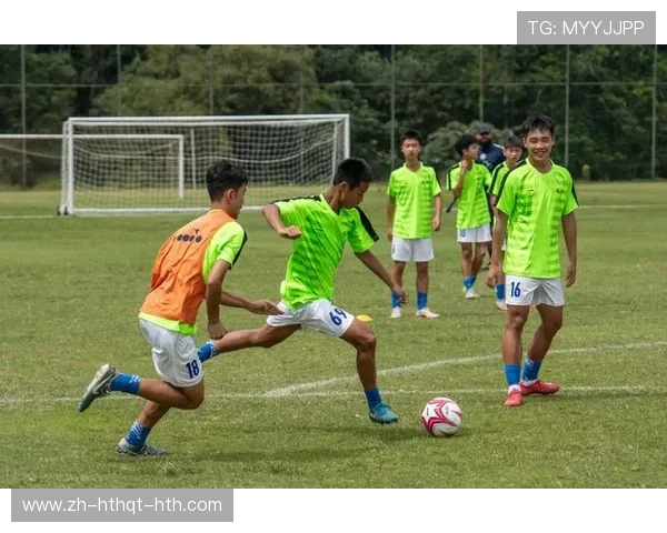 足球比赛中的对抗性训练与身体对决